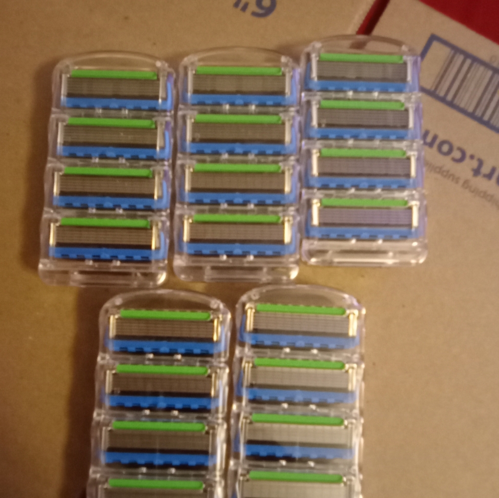 20 pack Gillette proglides